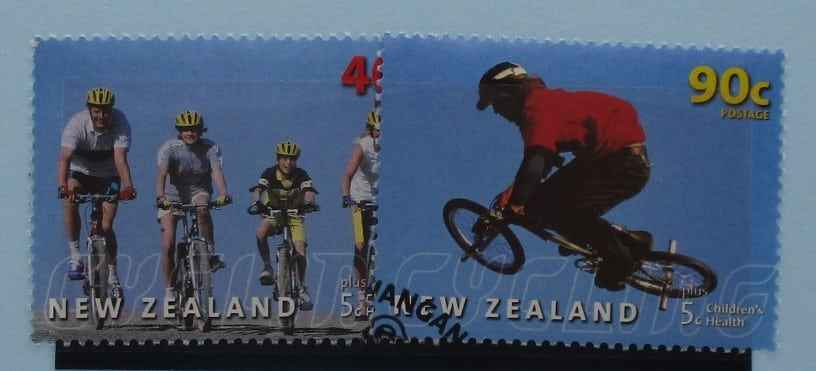New Zealand Stamps, 2001, SG2435-2436, Used image 0