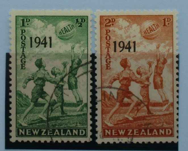 New Zealand Stamps, 1941, SG632-633, Used image 0