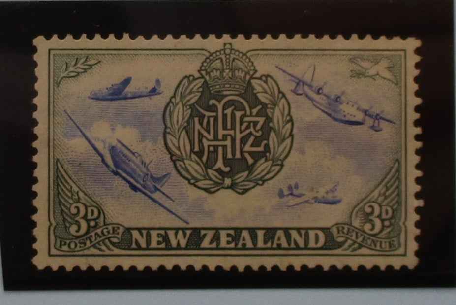 New Zealand Stamps, 1946, SG671a, Mint image 0
