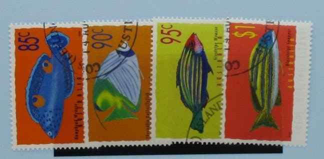 Cocos (Keeling) Islands Stamps, 1995-2001, SG338-340, Used image 0